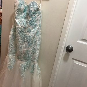 Wedding dress evening dress strapless mermaid